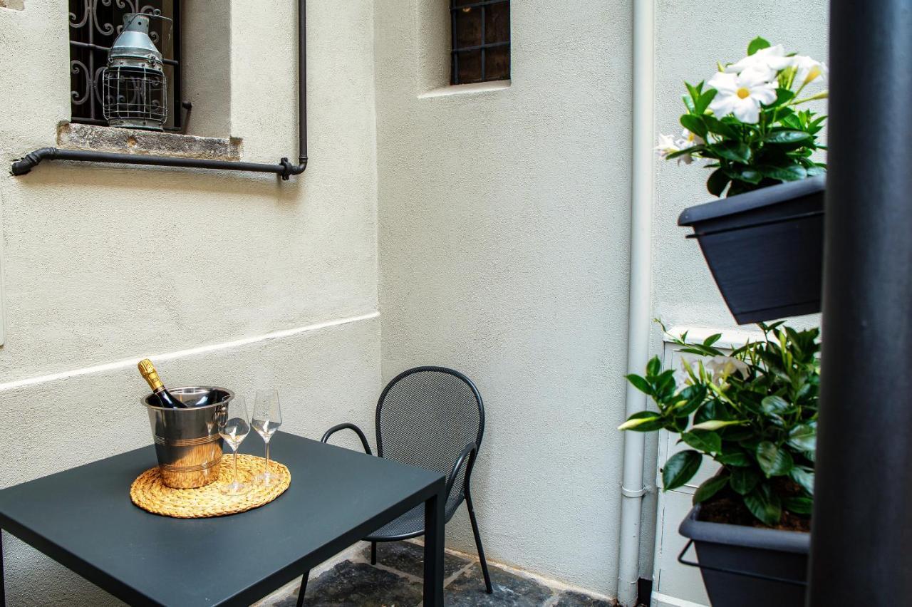 Suite Lo Storico - The House Of Travelers Como Luaran gambar