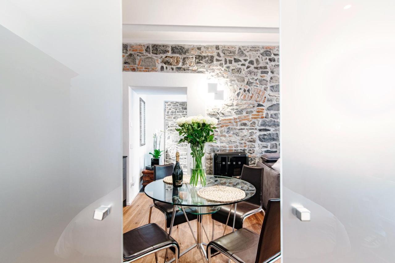 Suite Lo Storico - The House Of Travelers Como Luaran gambar