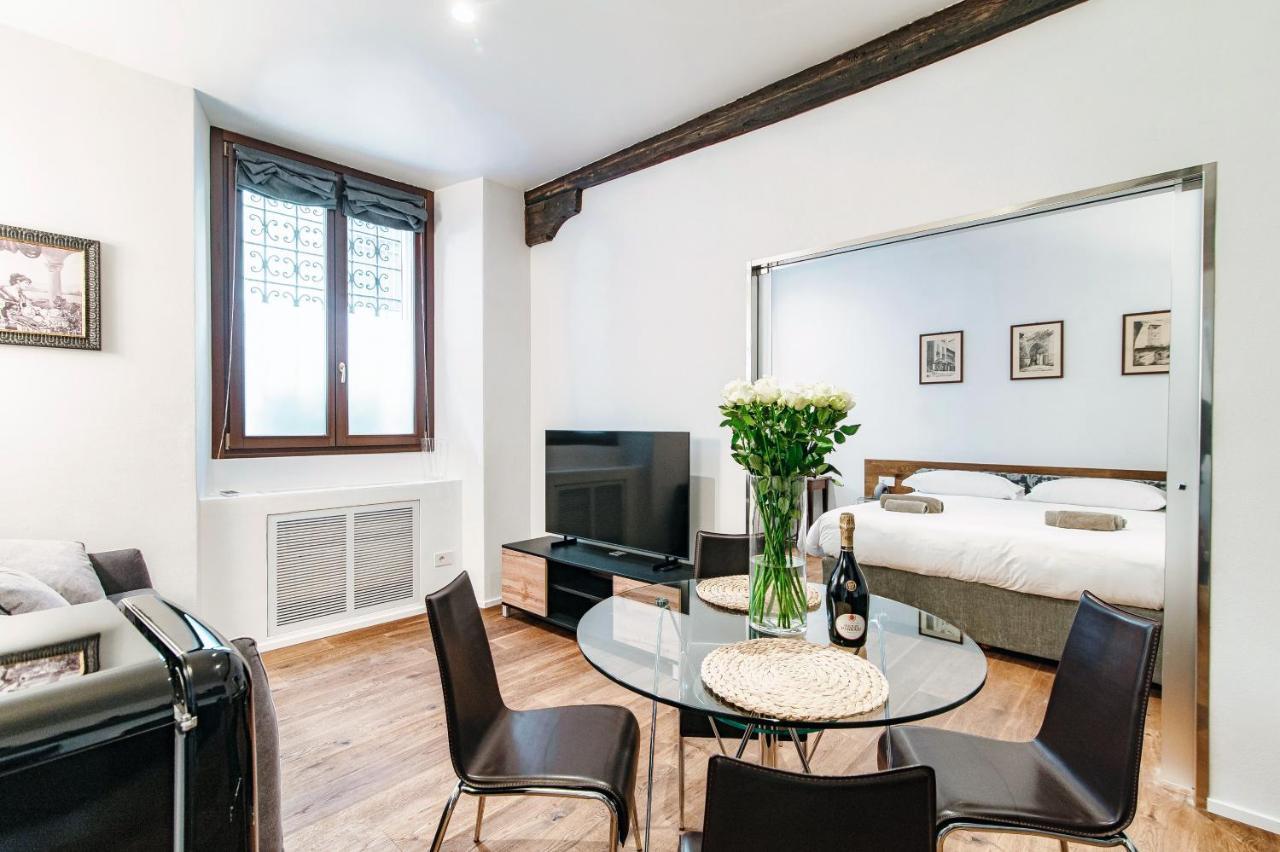 Suite Lo Storico - The House Of Travelers Como Luaran gambar