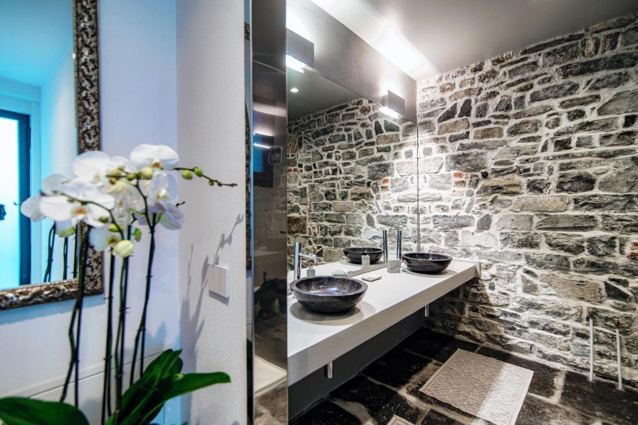 Suite Lo Storico - The House Of Travelers Como Luaran gambar