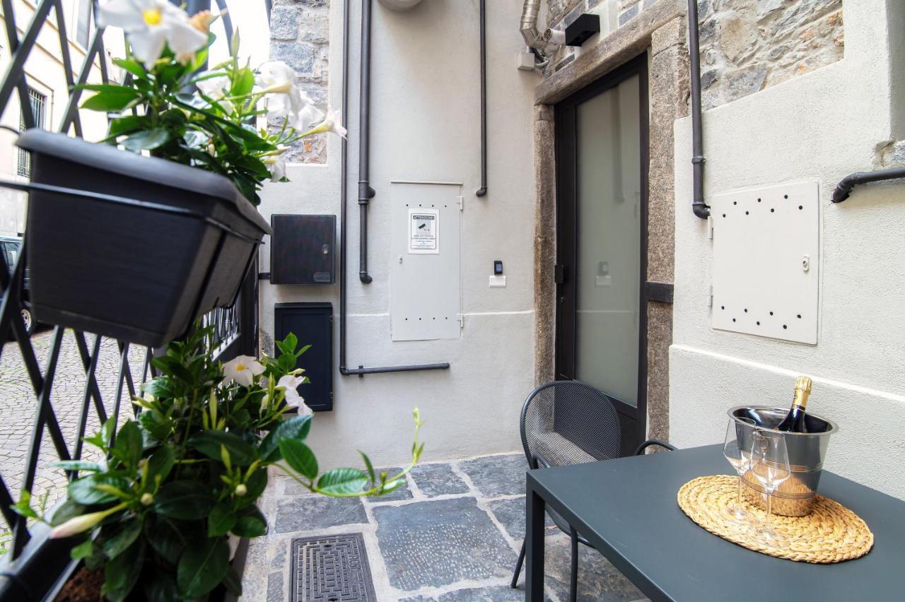 Suite Lo Storico - The House Of Travelers Como Luaran gambar